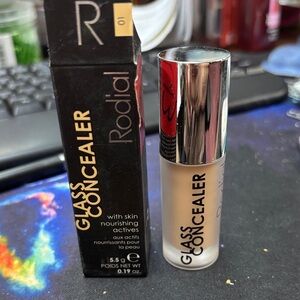 Rodial Glass Concealer - shade 01